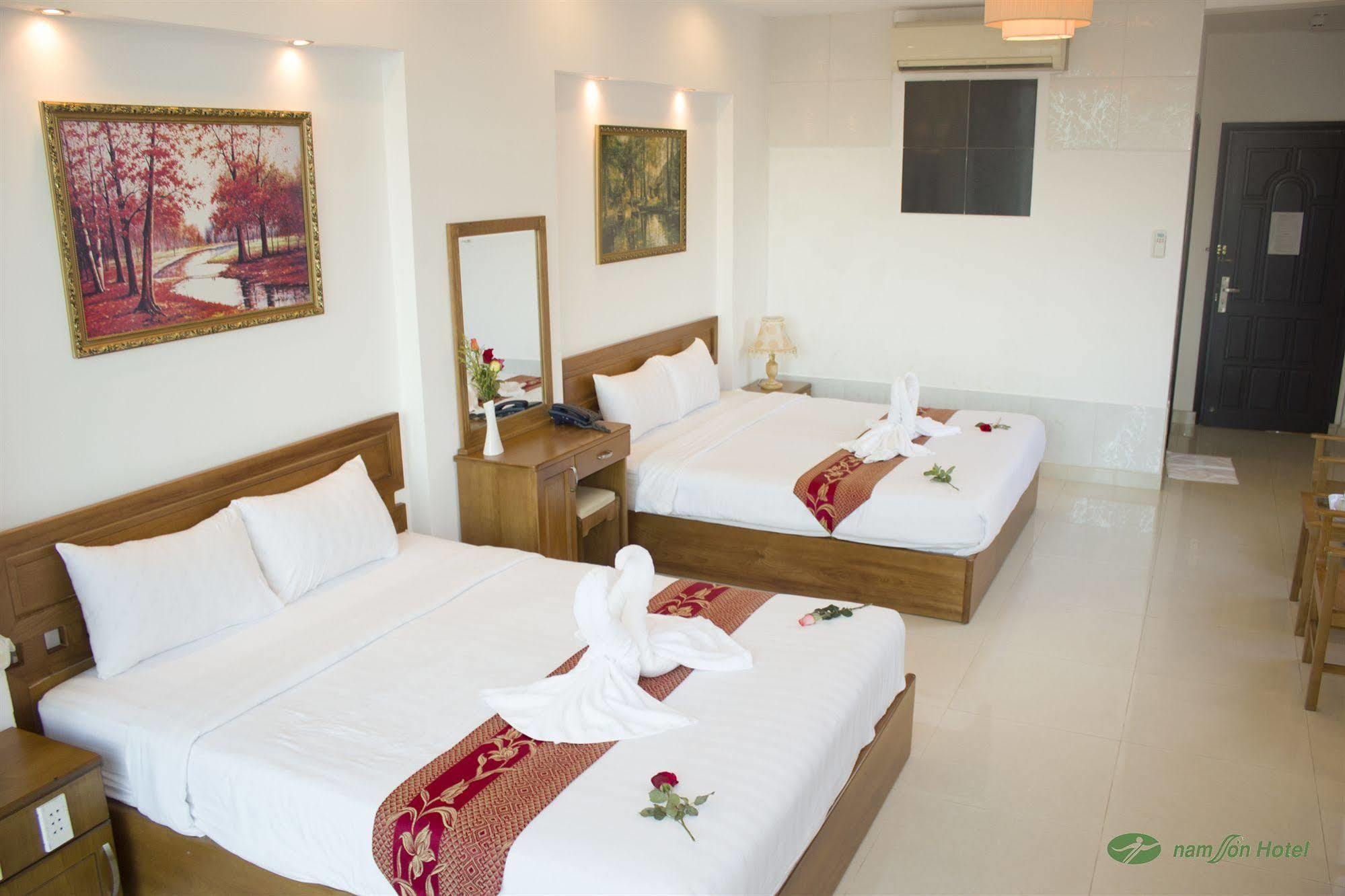 Nam Son Hotel Ho Chi Minh-staden Exteriör bild