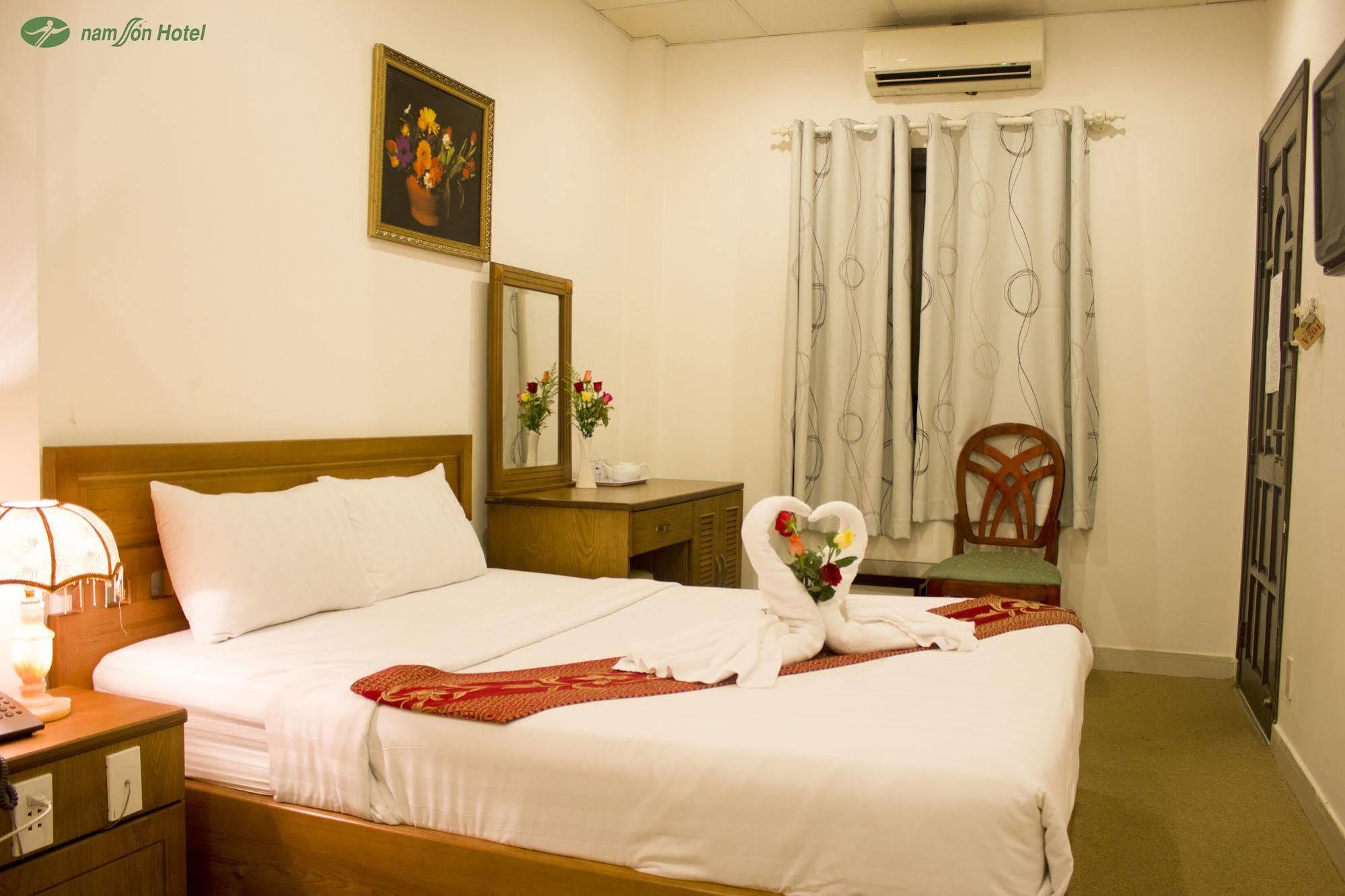 Nam Son Hotel Ho Chi Minh-staden Exteriör bild